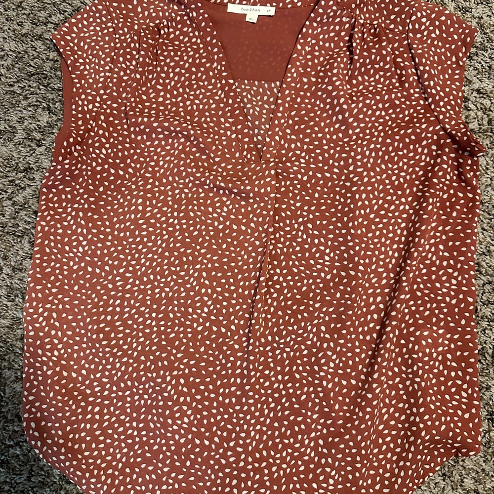Dark pink Polka Dot V-Neck Sleeveless Top